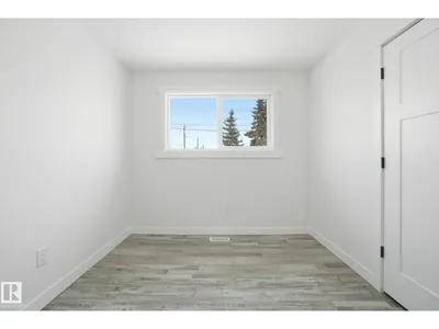 7112 132 AV NW photo 29