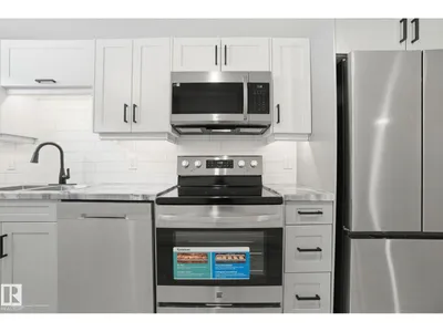 7112 132 AV NW photo 61