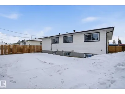 7112 132 AV NW photo 74
