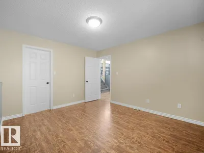 330 PEARSON CR NW photo 37