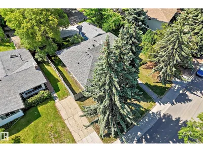 12011 87 AV NW photo 33