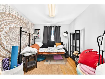 12718 126 ST NW photo 24