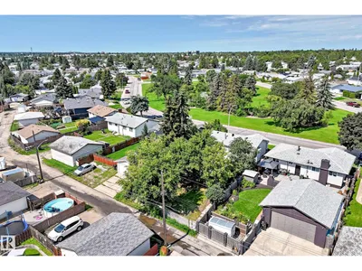 5519 142 AV NW NW photo 66