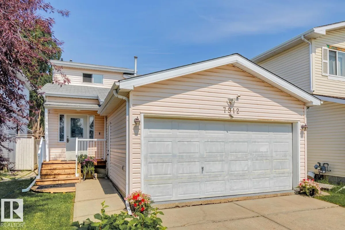 7912 154 AV NW exterior