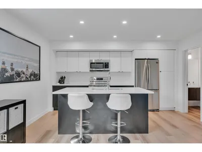 11444 82 ST NW photo 16