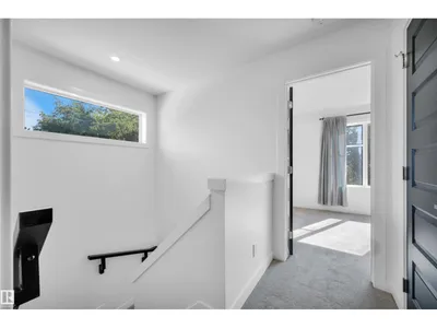 11444 82 ST NW photo 24