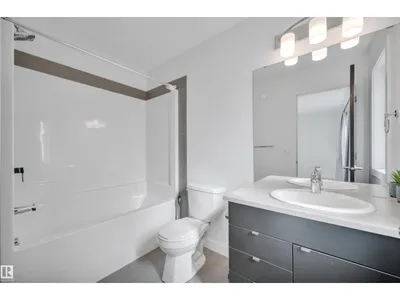 11444 82 ST NW photo 32