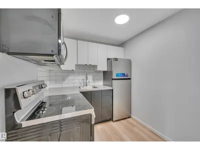 11444 82 ST NW photo 40