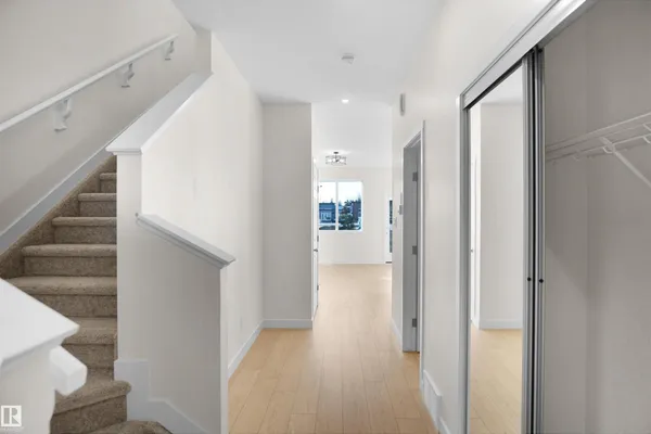 33 Foxtail RD photo 3