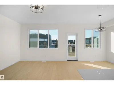 33 Foxtail RD photo 8