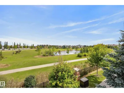 #10 1075 ROSENTHAL BV NW photo 30