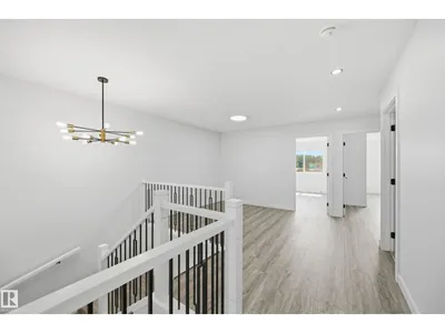 3 PIERWYCK LO photo 24