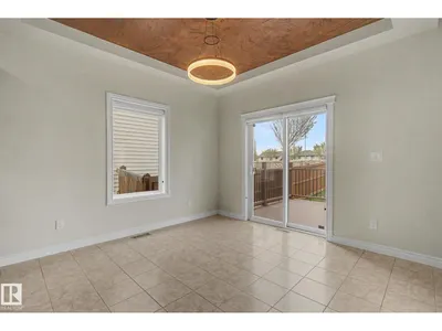 6016 10 AV SW photo 13