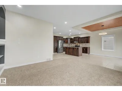 6016 10 AV SW photo 18