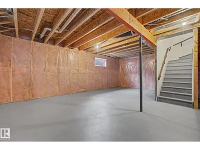 6016 10 AV SW photo 45