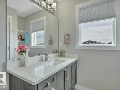 729 BERG LO photo 22