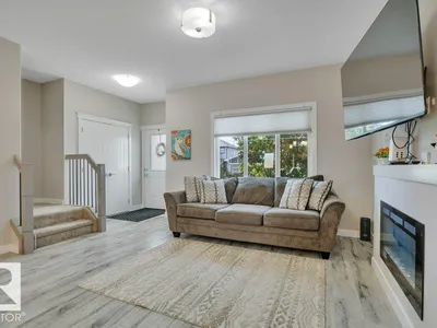 729 BERG LO photo 7