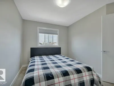 729 BERG LO photo 31