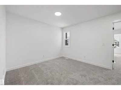 18931 28 AV NW photo 24
