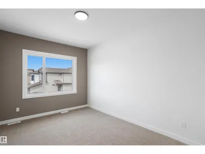 1547 211 ST NW photo 22