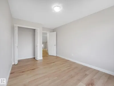 7327 24 AV SW photo 43