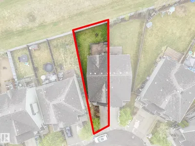 7327 24 AV SW photo 72