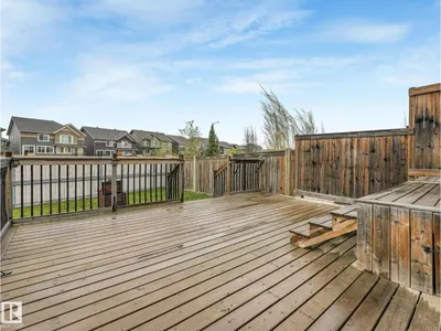 7327 24 AV SW photo 61