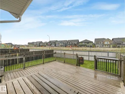7327 24 AV SW photo 62