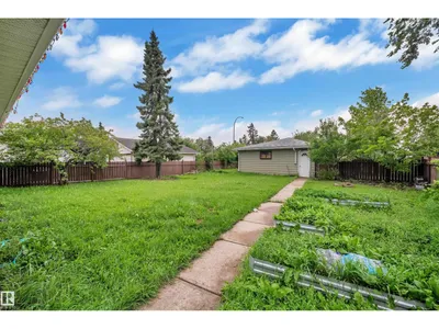 4320 74 ST NW photo 39