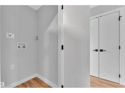 4320 74 ST NW photo 28