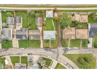 4320 74 ST NW photo 44