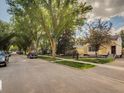 10438 133 Street NW photo 4