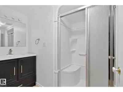 10508 67 AV NW NW photo 20