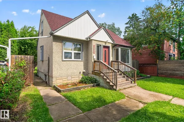 10508 67 AV NW NW photo 2