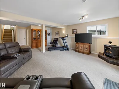 148 FORREST DR photo 37