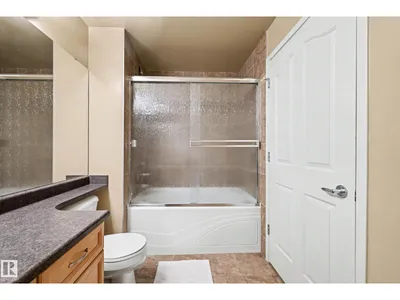 #401 1589 GLASTONBURY BV NW photo 32