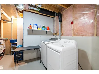 3344 24 AV NW photo 25