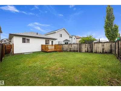 3344 24 AV NW photo 36
