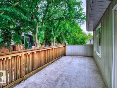 10026 87 AV NW photo 31