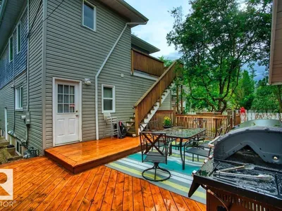 10026 87 AV NW photo 38