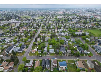 9716 160 ST NW photo 27