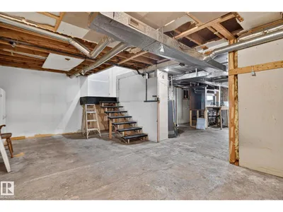 9921 109 ST photo 15