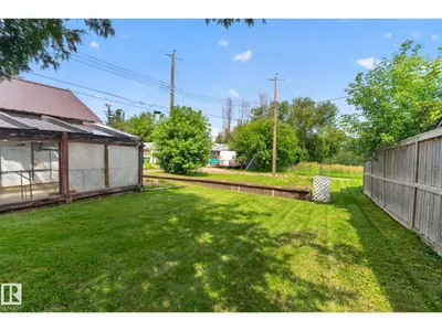 9921 109 ST photo 27