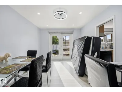 9302 165 ST NW photo 10