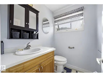 9302 165 ST NW photo 17