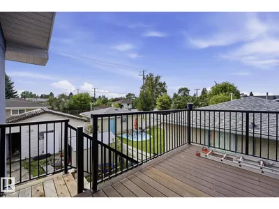 9302 165 ST NW photo 23