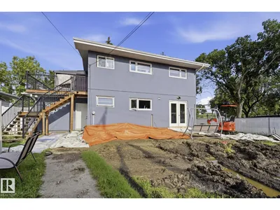 9302 165 ST NW photo 26