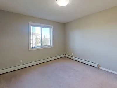 #404 9945 167 ST NW photo 12