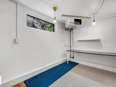9342 83 AV NW photo 55