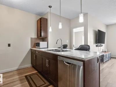 #307 1144 ADAMSON DR SW SW photo 12
